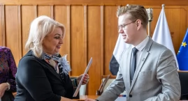 Kolejne sukcesy Olgierda Pawłowskiego z I LO w Żninie: laur w konkursie międzynarodowym, wyróżnienie w konkursie regionalnym