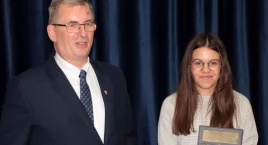 Powiatowy Konkurs Ortograficzny - złote pióro zdobyła Zuzanna Dec z Gąsawy