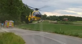 Crossowiec bez uprawnień wypadł z brukowanej drogi. &hellip;