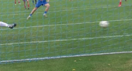 Piłka nożna - Dariusz Polaszewski na aucie