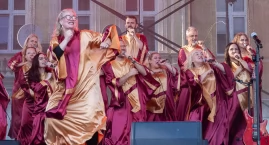 Na Placu Wolności Gospel Joy przekazał nam same dobr&hellip;