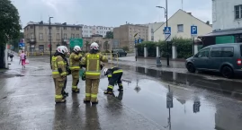 Jezioro na skrzyżowaniu Aliantów i Szpitalnej odpłyn&hellip;