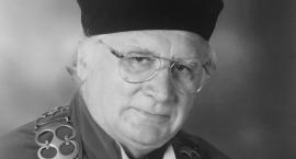 Profesor Czesław Kłyszejko nie żyje, pogrzeb odbędzi&hellip;