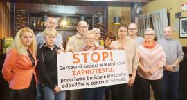 Mieszkańcy Mamlicza nie chcą sortowni odpadów obok szkoły (zdjęcia)