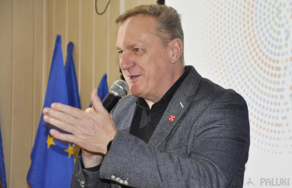 W Strzelnie wrze. Ponad 500 podpisów pod petycją do starosty w obronie Piotra Cieślika