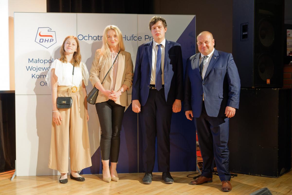 Oliwer Narbut i Julia Szałkowska laureatami ogólnopolskiego konkursu