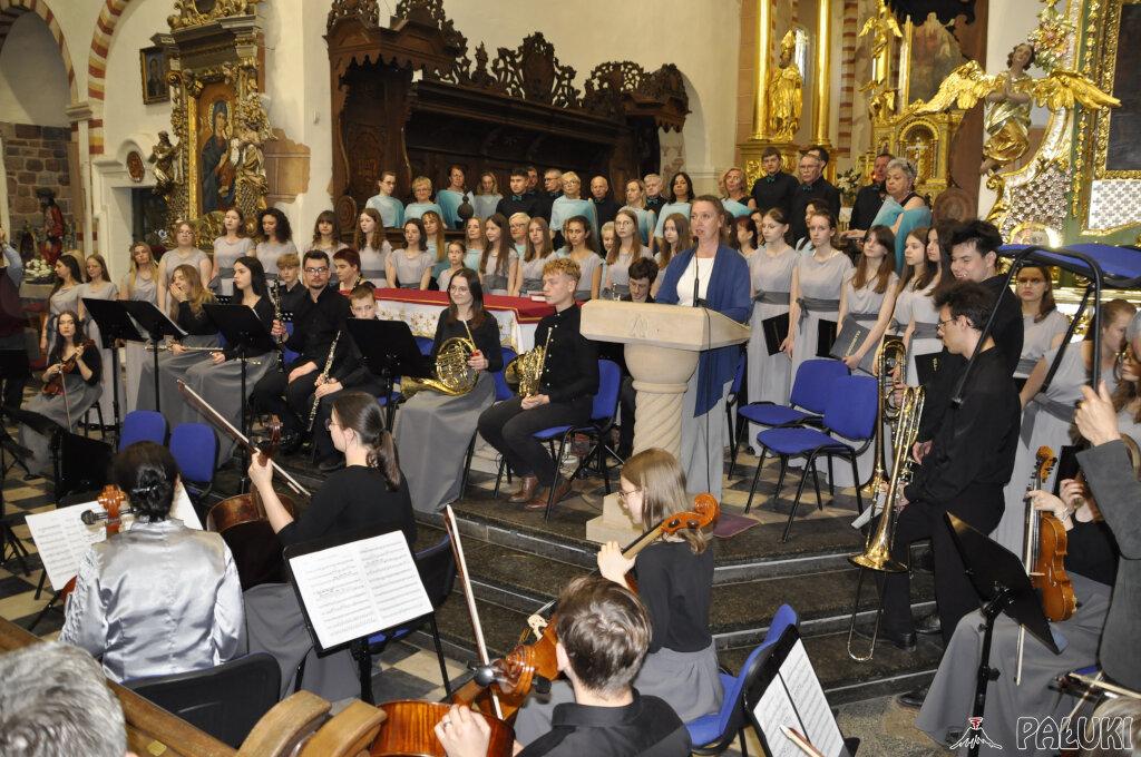 Jubileuszowy koncert inowrocławskiej szkoły muzycznej (wideo + zdjęcia)