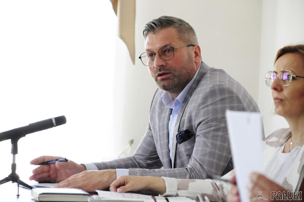 Wójt apeluje o remont pasa drogi krajowej w Żółwinach i budowę ścieżek rowerowych