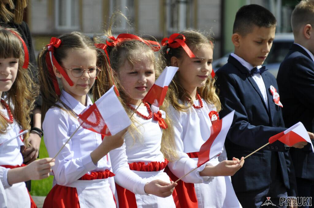 Święto 3 maja na rynku w Strzelnie (zdjęcia + wideo)