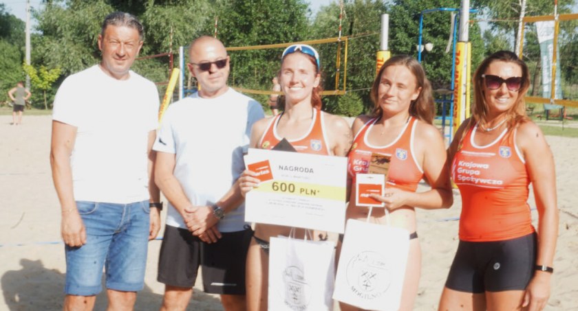 Mordercze 7 godzin siatkówki w ponad 30-stopniowym upale (zdjęcia)