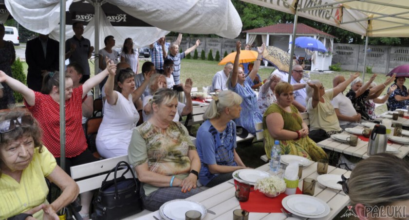 Dziękczynienie za 25 lat istnienia Środowiskowego Domu Samopomocy w Strzelnie (wideo + zdjęcia)