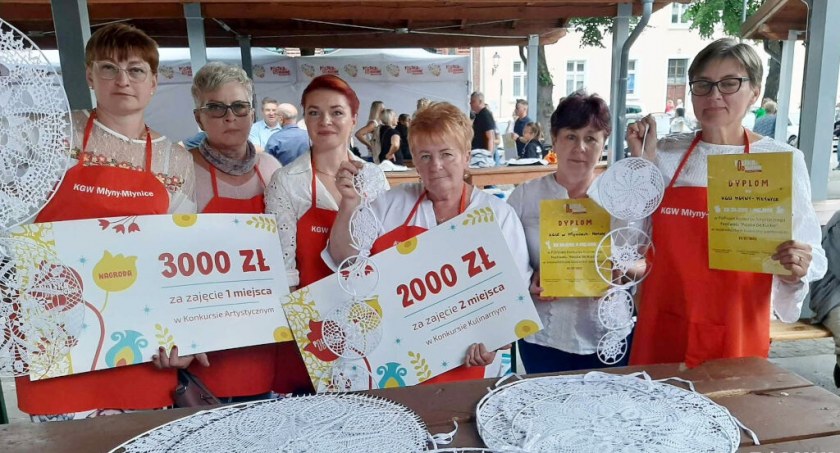 KGW Młyny/Młynice - rękodzieło wygrało. Czernina i nadziewana kaczka - palce lizać (zdjęcia)