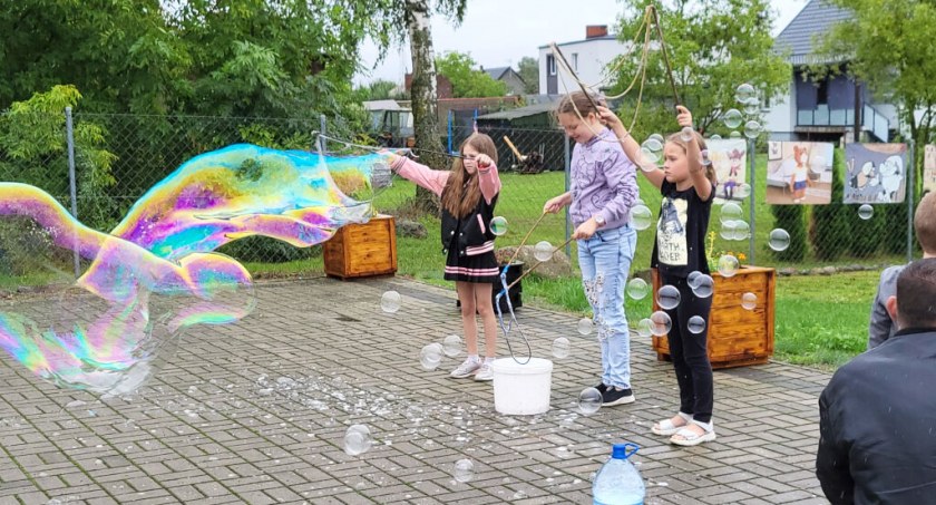 Deszcz nie zepsuł pikniku rodzinnego w Wyrobkach (zdjęcia)