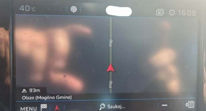 Upał atakuje. 40 stopni Celsjusza pokazała nawigacja samochodowa