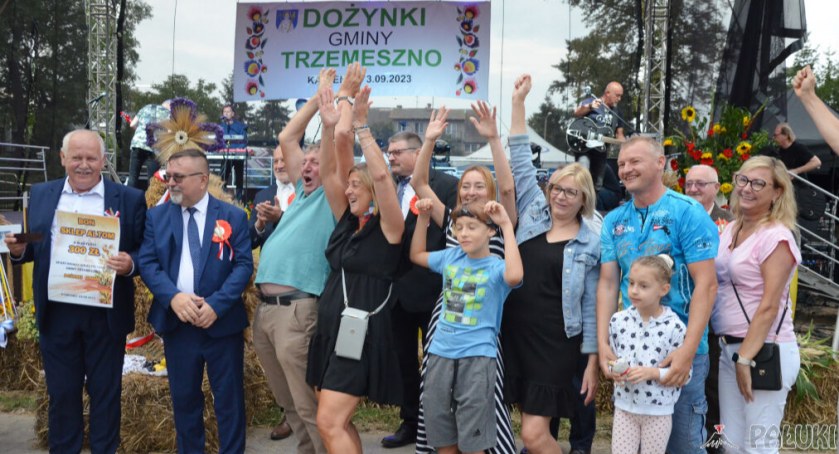 Kamieniec - gospodarzem dożynek, Zieleń - wygrał wielobój dożynkowy (wideo + zdjęcia)
