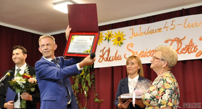Szafirowe gody Złotej Jesieni i srebrne gody zespołu Orchowiacy  (wideo + zdjęcia)  