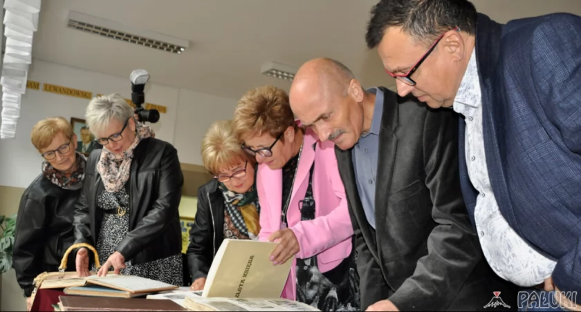 Zjazd absolwentów orchowskiej szkoły, a na drugi dzień poprawiny (wideo + zdjęcia)