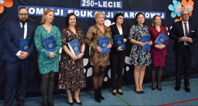 Nauczyciele Zespołu Szkół nagrodzeni za wyróżniającą się pracę dydaktyczną i wychowawczą