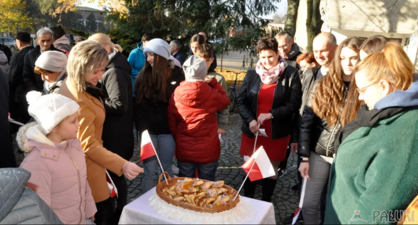 Święto Niepodległości w Orchowie: msza św., koncert i rogale (zdjęcia)