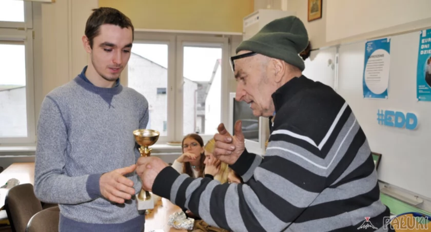 Jubileuszowe dyktando zgromadziło 71 uczestników. Nikt nie napisał bezbłędnie (zdjęcia)