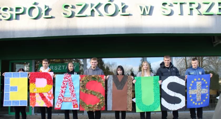 Dzień Erasmusa w Zespole Szkół w Strzelnie. Były churrosy i taniec flamenco