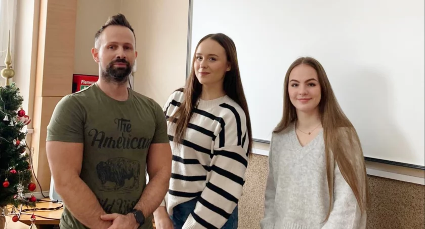 Mogileńskie licealistki dużo wiedzą o Afryce