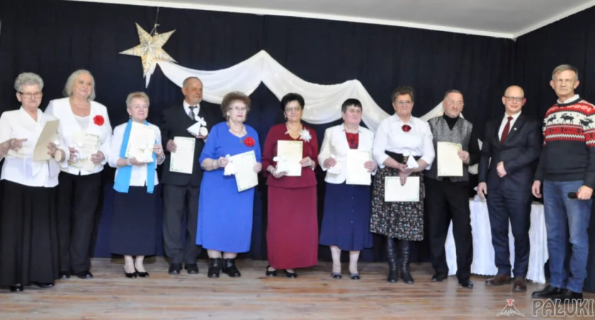 Seniorzy śpiewali najpiękniejsze, polskie kolędy (wideo + zdjęcia)