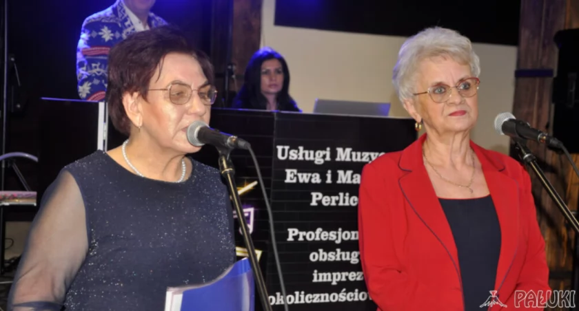 W wypełnionym po brzegi Magazynie Zbożowym królowali seniorzy, muzyka i taniec (wideo + zdjęcia)