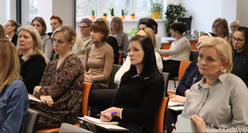 Szkolenie z zakresu standardów ochrony małoletnich (zdjęcia)