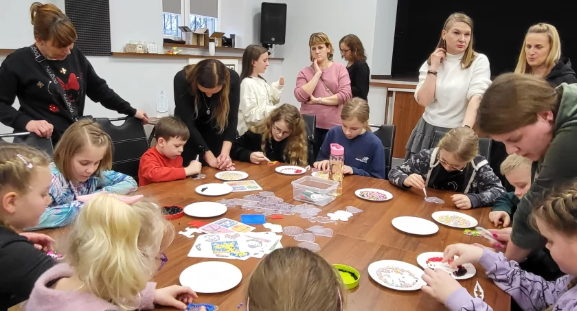 Barwny świat z Mogileńskim Domem Kultury (zdjęcia)