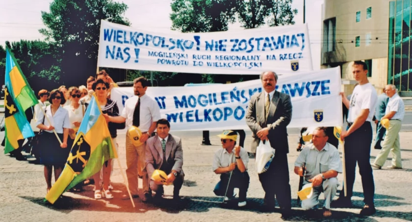 Tak w walce i bólach rodził się powiat mogileński (zdjęcia)