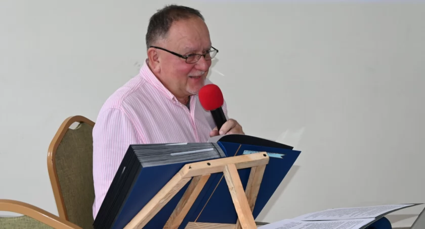 Filatelistyczne hobby Winicjusza Krzymińskiego (wideo + zdjęcia)
