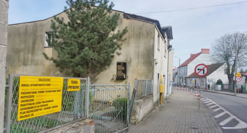 Do 22 kwietnia rozbiorą budynki przy ul. Sądowej 10 w Mogilnie