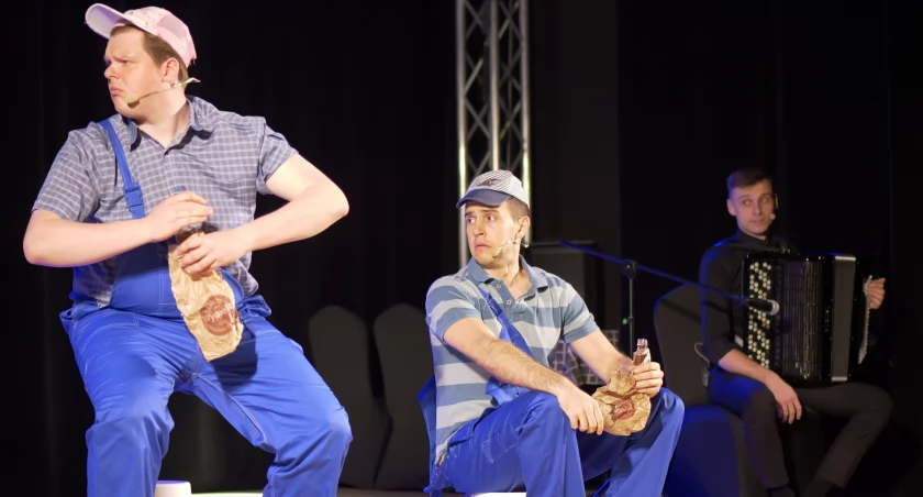 Premierowy spektakl na deskach strzeleńskiego Domu Kultury (zdjęcia)