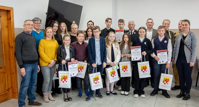 Powiatowe eliminacje Ogólnopolskiego Turnieju Wiedzy Pożarniczej (zdjęcia)