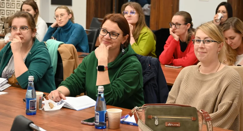 Sieć nauczycieli przedszkoli. Współpraca z trudnym rodzicem (wideo + zdjęcia)