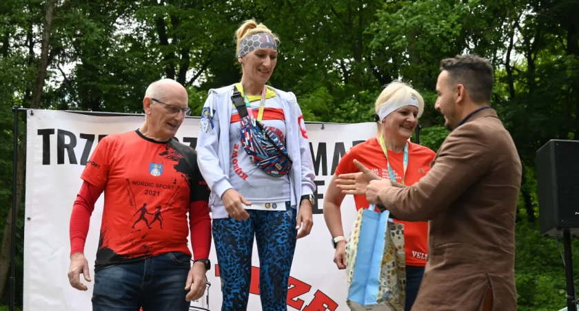 Kijkowy marsz po zdrowie w Trzemesznie (wideo + zdjęcia)