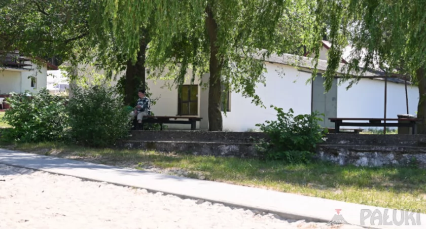Kiedyś wypożyczalnia kajaków, rowerów wodnych - teraz restauracja z tarasem widokowym ?