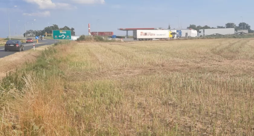 Sieć McDonalds od jednego z rolników kupiła teren pod budowę restauracji