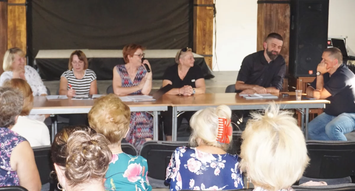 Weź koc lub matę. Przyjdź na osiedle zachodnie - w sobotę gimnastyka na trawie