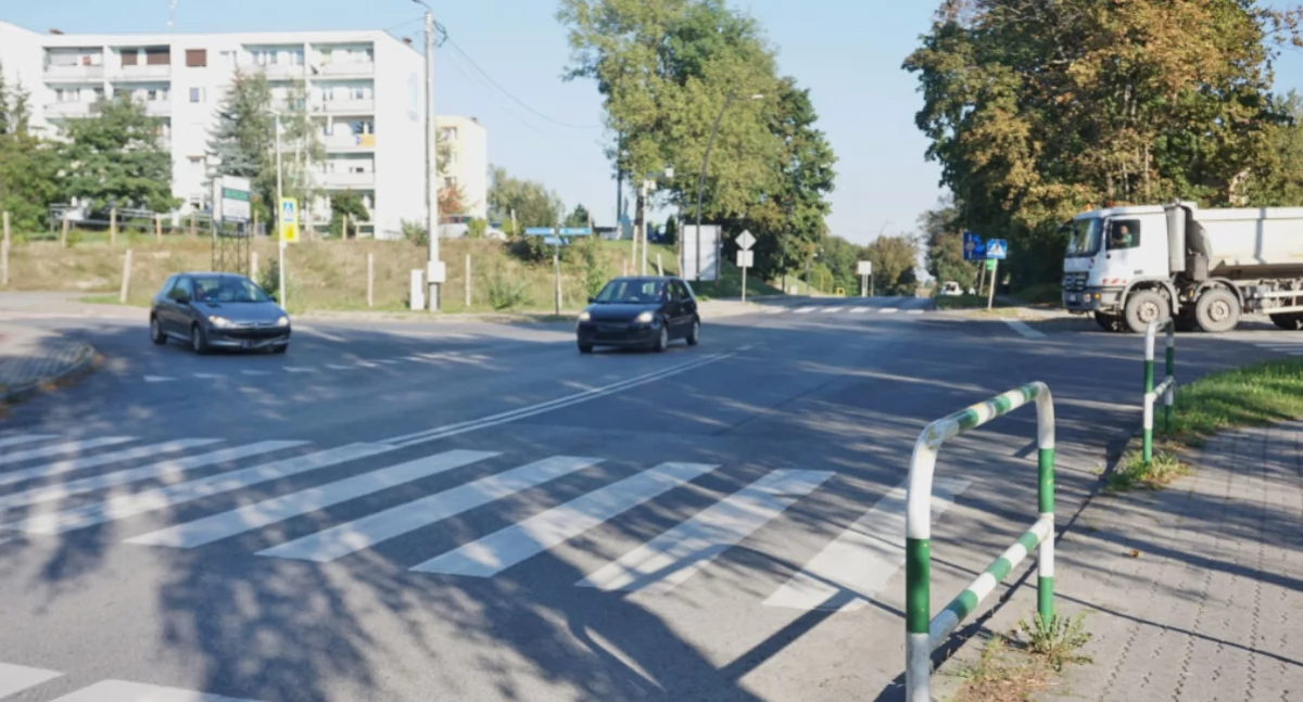 Burmistrz i radni chcą, by u zbiegu Witosa, Poznańskiej, Benedyktyńskiej i Powstańców Wlkp. powstało rondo
