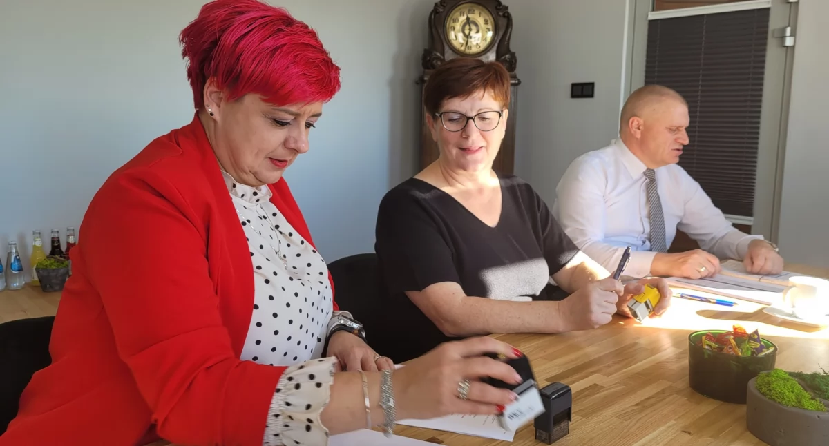 Gmina Dąbrowa: na modernizację 21 dróg przeznaczono ponad 5 milionów złotych 