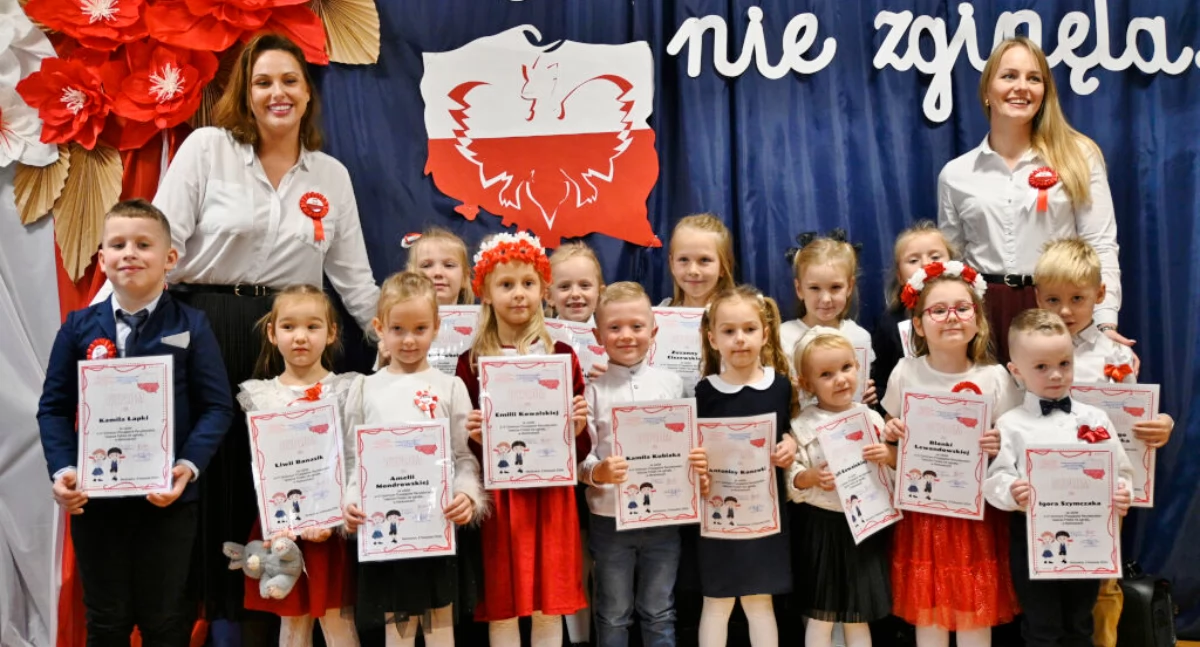 Markowice: przedszkolaki recytowały patriotyczną poezję (film + zdjęcia)