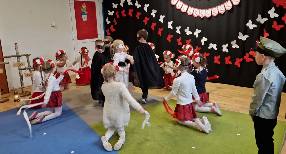 Na patriotyczną nutę U Natalki i Kubusia w Świerkówcu