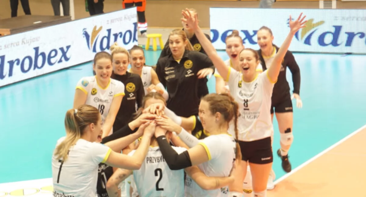 Sokół Mogilno wygrywa z Radomką Radom 3:2 i opuszcza ostatnie miejsce w tabeli Tauron Ligi (zdjęcia)