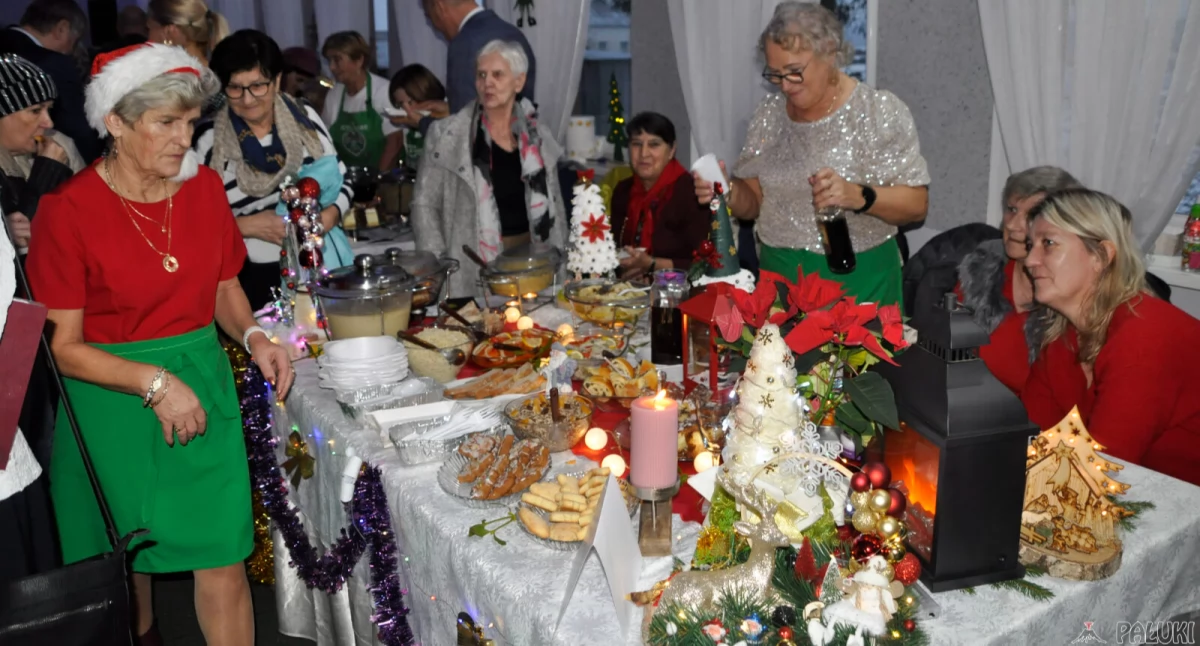 XVII Powiatowy Przegląd Stołów Wigilijnych - tradycyjne potrawy, ozdoby świąteczne, kolędy i pastorałki
