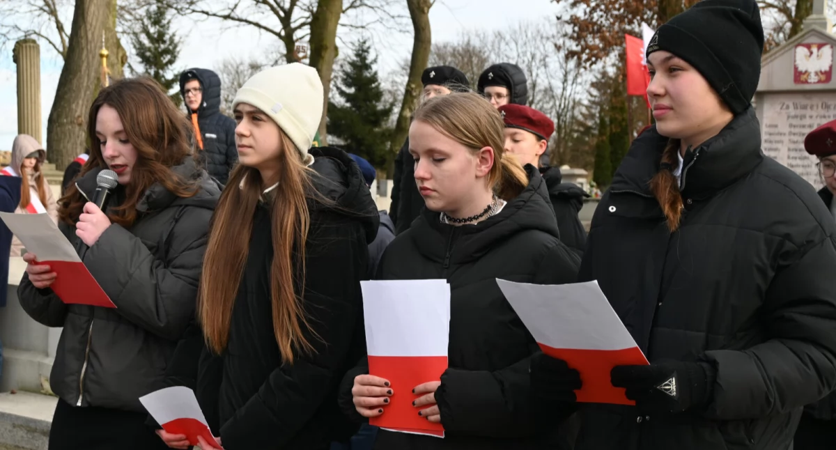 Manifestacja patriotyzmu. Uroczystości 106. rocznicy odzyskania wolności przez Strzelno (film + zdjęcia)