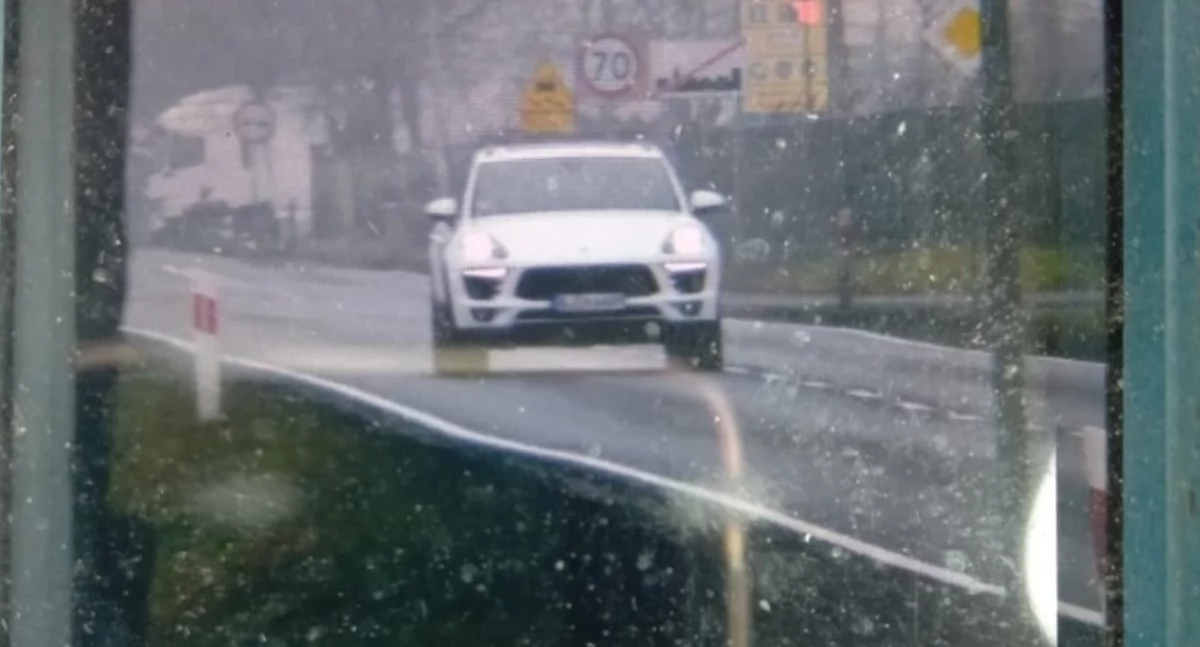 Kierowcy porsche zabrano na 3 miesiące prawo jazdy
