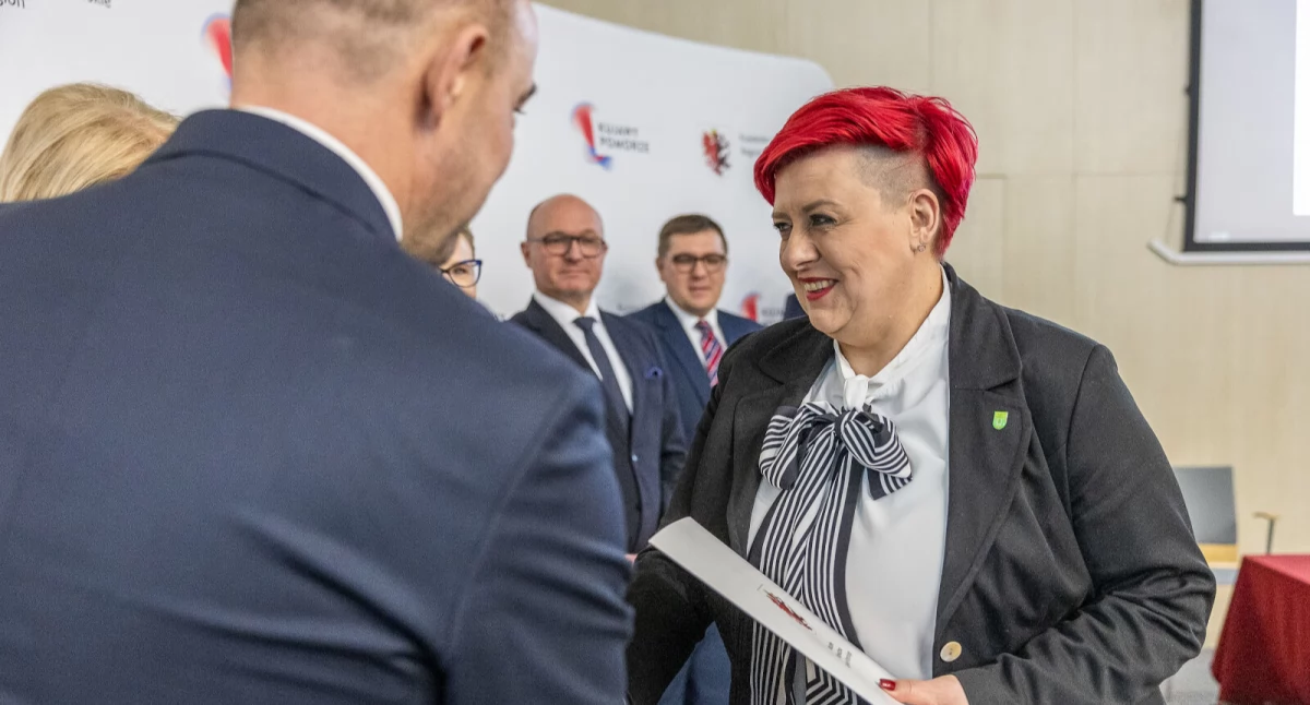 Dąbrowa: dzięki dofinansowaniu podniosą jakość kształcenia w gminie