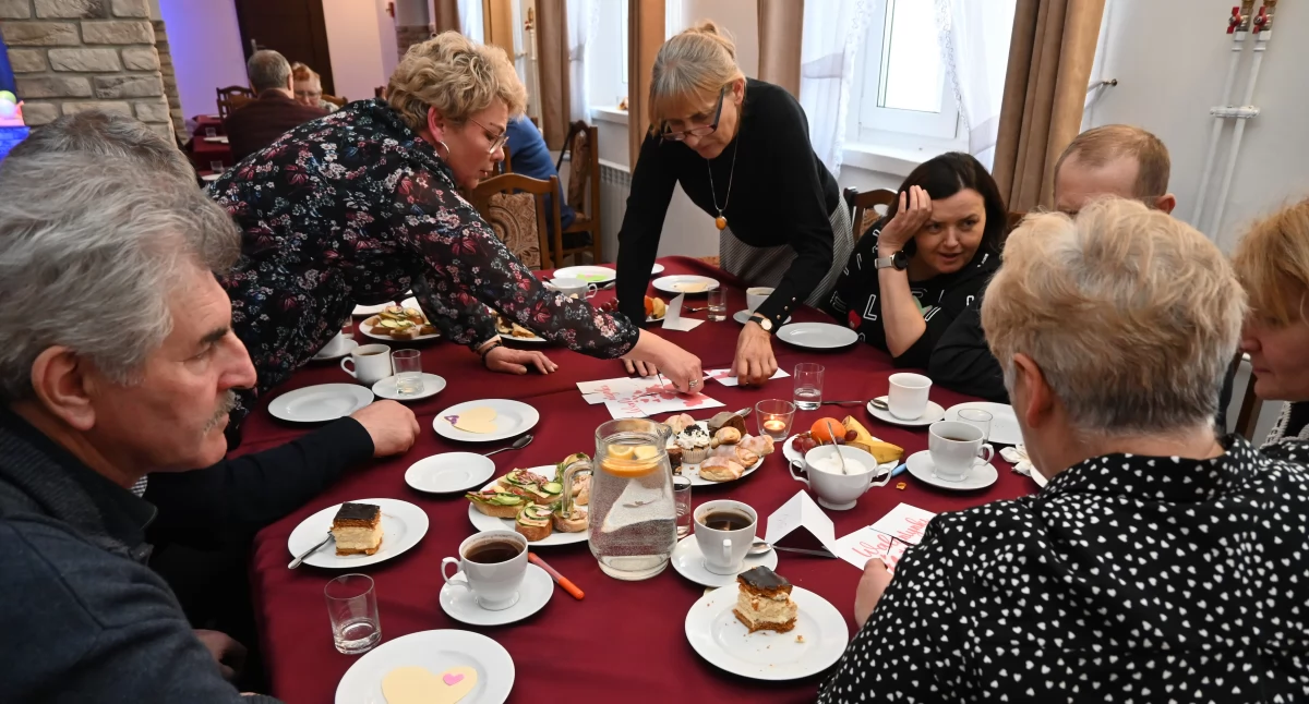 Walentynki dla młodzieży 50+ w Orchowie (film + zdjęcia)